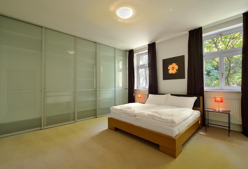 Hotel Ambiente Serviced Apartments Tallerova